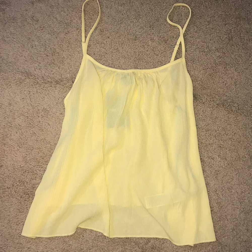 !!SOLD!! NWT yellow Forever 21 top